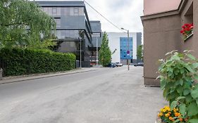 Cozy Stylish Studio Apartment With Free Parking By Centralapartments